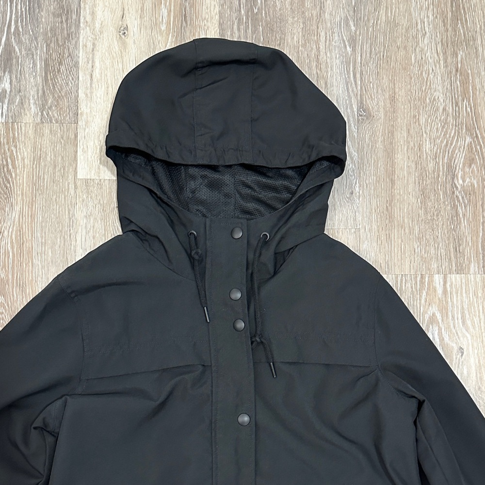 Volcom Windbreaker Jacket - Picture 7 of 11